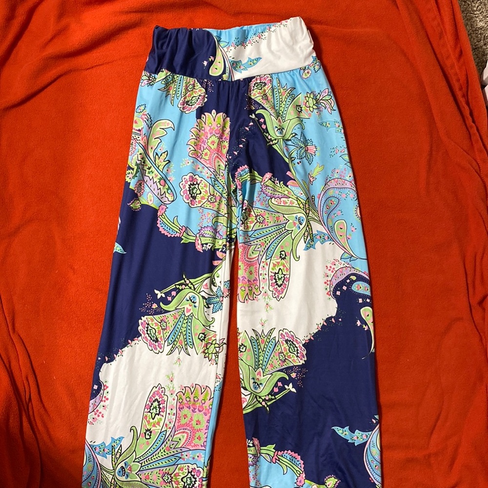Palazzo pants. Size medium.
